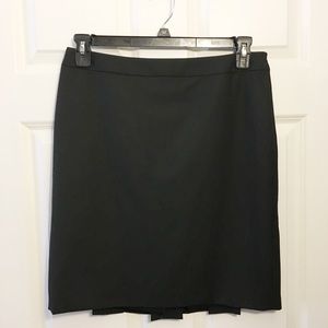 Black pencil skirt with pleats